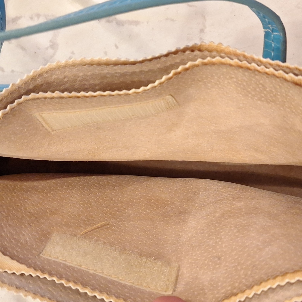 Handbag - Picture 4 of 5